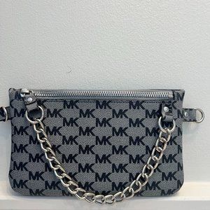 Michael Kors Hand Purse